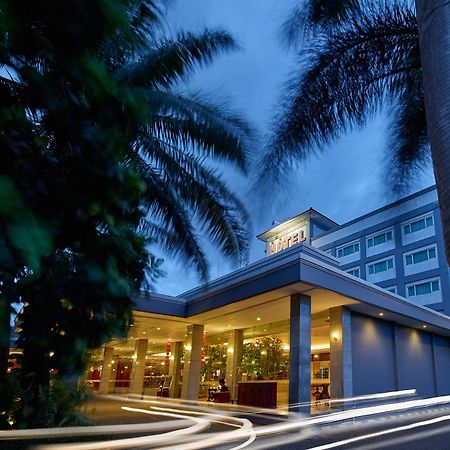 Istana Nelayan Hotel Tangerang Exterior foto