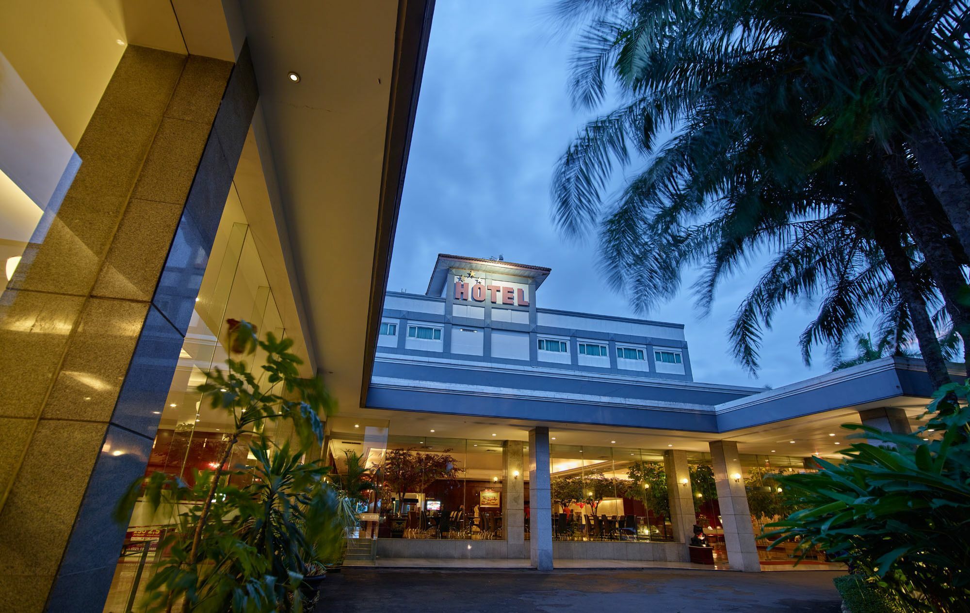 Istana Nelayan Hotel Tangerang Exterior foto